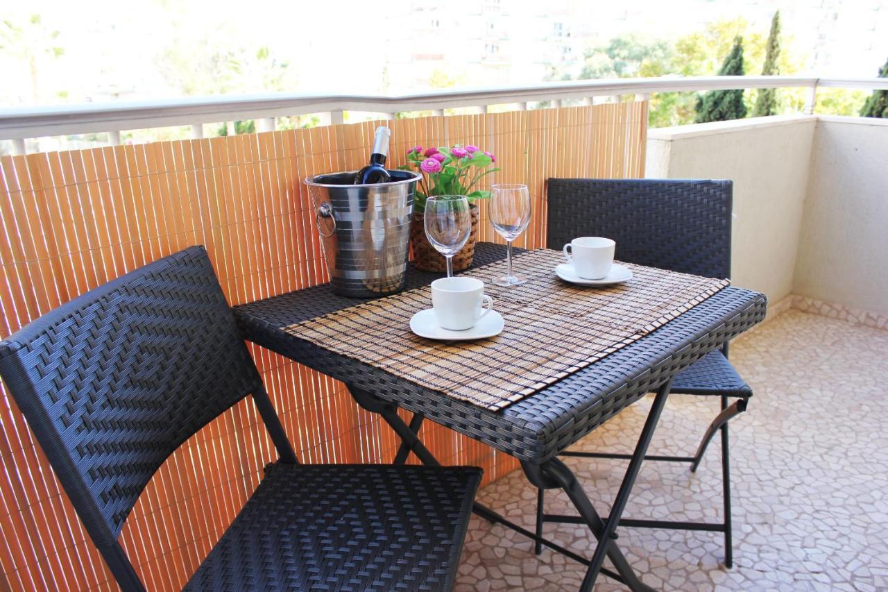 Jupiter 1 Bedroom Zen Appartment 베날마데나코스타 외부 사진